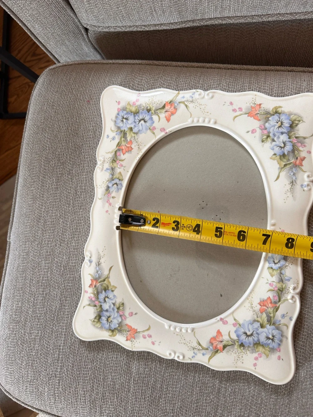 Vintage Floral Ceramic Oval Picture Frame - Pastel Blue & Pink Flowers